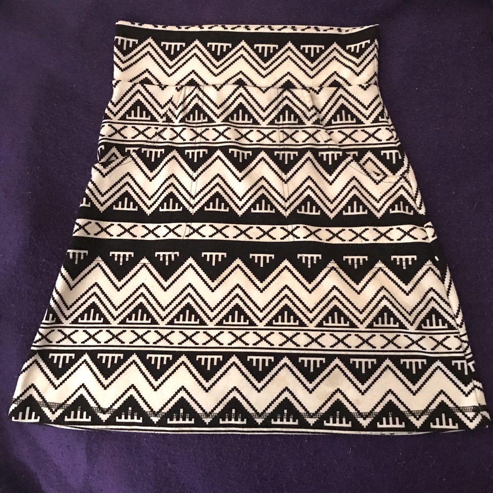 {Comfy chevron} stretchy Kavu skirt